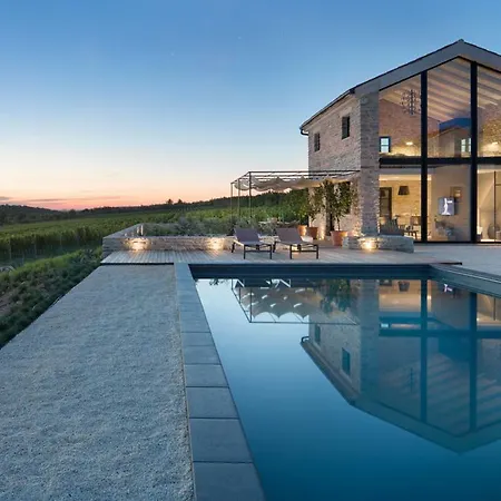 Pula Sleeps 6 Pool Air Con Wifi Villa Bicine